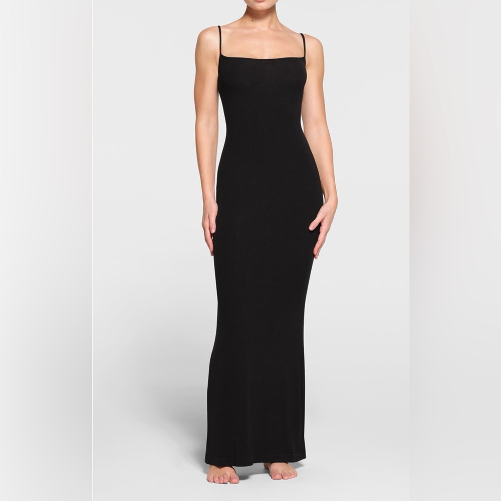 SKIMS Soft Lounge Long Slipdress | Onyx
